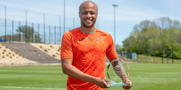 Andre Ayew leaves Swansea City