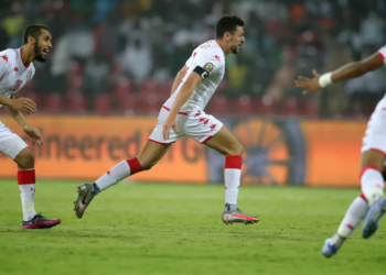 Tunisia sink 10-man Nigeria to storm quarter final stage
