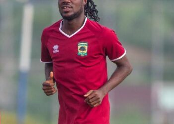 Injury boost: Richmond Lamptey resumes training