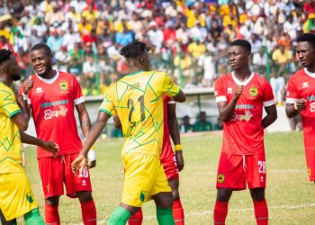 Controversial handball incident marred Asante Kotoko vs Gold Stars premier league clash